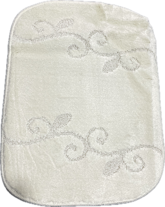 Set Of 4 Washable mats, Non Slip, Ideal For Mobile Homes (Cream)