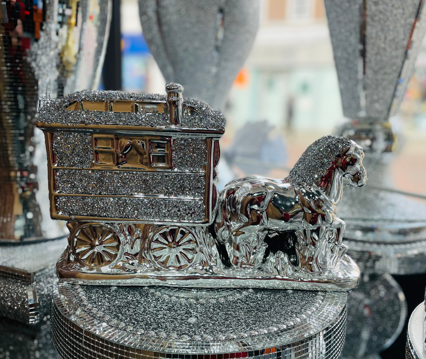 Silver Crushed Diamond Carriage With Two Horses